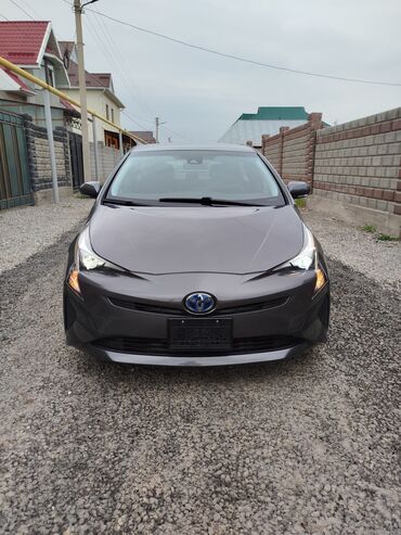 Toyota: Toyota Prius: 2018 г., 1.8 л, Вариатор, Гибрид, Хэтчбэк