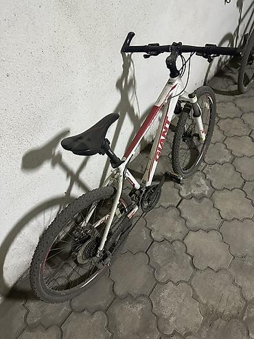 gian: Продаю велосипеды Giant GIANT красный - 15000 сом Рама: XS GIANT — 4