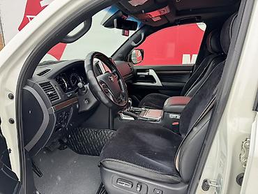 Toyota: Toyota Land Cruiser: 2020 г., 4.6 л, Типтроник, Бензин, Внедорожник — 13