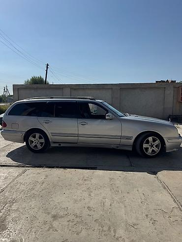 Mercedes-Benz: Mercedes-Benz E-Class: 2001 г., 3.2 л, Автомат, Газ, Универсал — 4