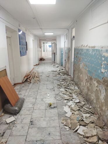 Демонтажные работы: Снос стен | Снос перегородки | Зачистка от старых обоев, Сбивка старой штукатурки, Снятие извести | Демонтаж линолеума, Демонтаж старого лага, Демонтаж плинтуса | Крыша из шифера, Металлочерепичная кровля, Мягкая кровля Больше 6 лет опыта — 14