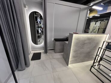 Стеллажи: Стеллажи для бутика одежды Кронштейны для бутика одежды Торговое at lalafo.kg — 8 Стеллажи: Стеллажи для бутика одежды Кронштейны для бутика одежды Торговое — 8