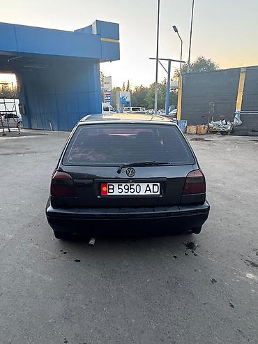 golf b4: Volkswagen Golf: 1993 г., 1.8 л, Механика, Бензин, Хэтчбэк — 6