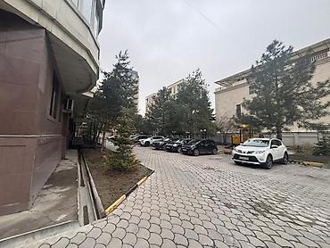 Долгосрочная аренда квартир: 3 комнаты — 12