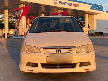 лобовое одиссей: Honda Odyssey: 2002 г., 2.3 л, Автомат, Бензин, Минивэн