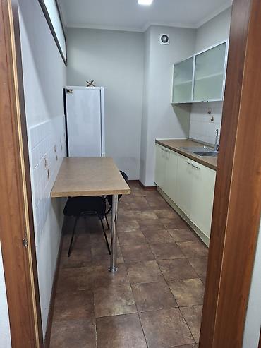 open space: Сдаем офис в "Золотом квадрате", ул. Разакова 22, 110м2, 3 комнаты — 8