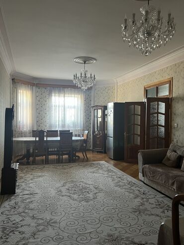 Uzunmüddətli kirayə evlər: 220 kv. m, 6 otaqlı — 5