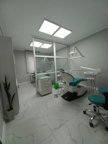 стоматология продажа: Продаю Стоматологический центр, 100 м², 4 комнаты, 1, С оборудованием,Система безопасности