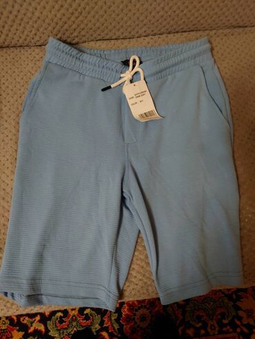 Köynəklər: Магазин закрылся в наличии осталось много качественных футболок — 15