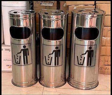 Paslanmayan poladdan hazırlanmış silindrik zibil qabı. Bu zibil qabı lalafo.az -da Paslanmayan poladdan hazırlanmış silindrik zibil qabı. Bu zibil qabı