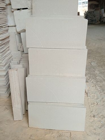 Ağlay: 4 manatdan başlayan qiymetler bütün növ ağlay daşlari elaqe saxliya — 7