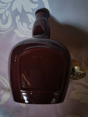 Čaše: Flasa za pice,nova,vintaz dihtujuca porcelanska. Flasa bordo boje,sve — 11