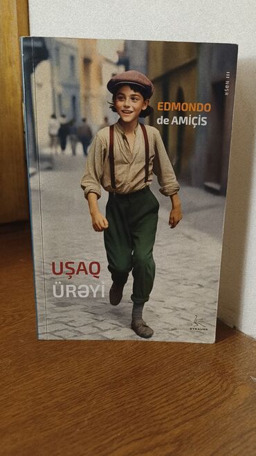 Edmomdo De Amiçis- Uşaq ürəyi əsəri/ təmiz vəziyyətdədir, səhifələri