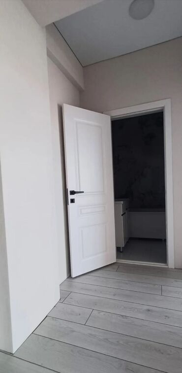 горить: 1 комната, 48 м², Элитка, 3 этаж, Косметический ремонт