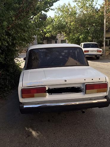 tap az vaz 2107: VAZ 2107, ağ rəng, sedan gövdə. Texniki xüsusiyyətlər: - Ön təkərli — 7