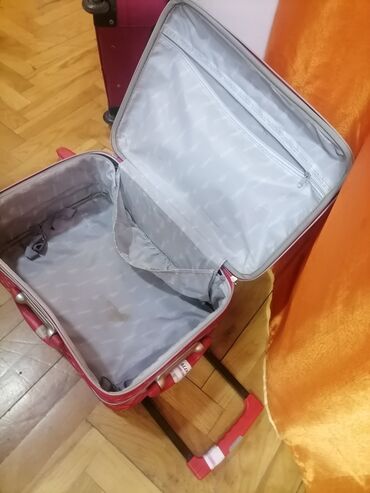 Putni koferi i torbe: Srednji kofer, bоја - Roze — 10