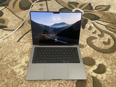 чехол на ноутбук: Ноутбук, Apple, 16 "
