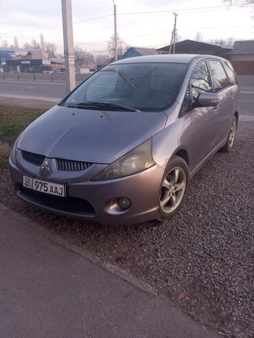 Mitsubishi: Mitsubishi Grandis: 2004 г., 2.4 л, Механика, Газ, Минивэн