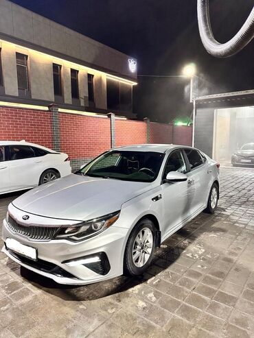 машина кейж: Kia Optima: 2017 г., 2.4 л, Автомат, Бензин, Седан