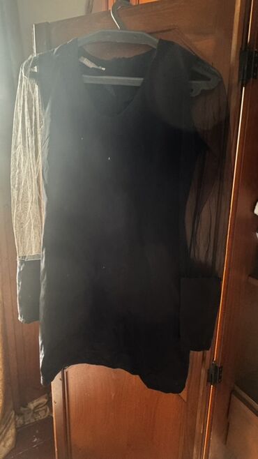 Dəstlər, kostyumlar: Платье размер 42/44 все в идеальном состоянии одеты 1-2 раза по 8 — 3