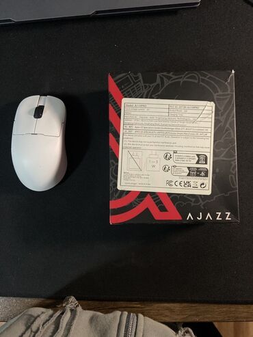 Tulumlar: AJAZZ A1199 PRO simsiz oyun siçanı Xüsusiyyətlər: - Model: A1199PRO