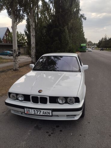 садово огородный рыхлитель крот: BMW 5 series: 1989 г., 2.5 л, Механика, Бензин, Седан