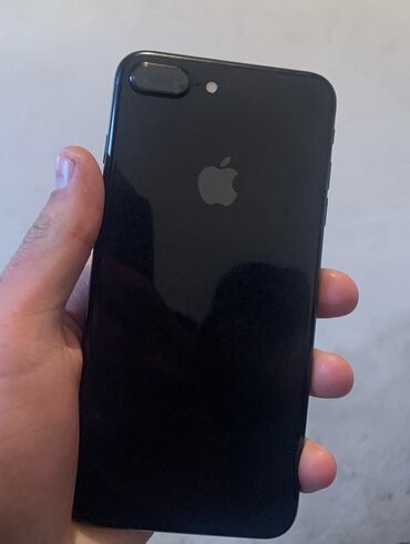 Apple iPhone: IPhone 7 Plus, Б/у, 32 ГБ, Jet Black, Зарядное устройство, Защитное стекло, Чехол, 100 %