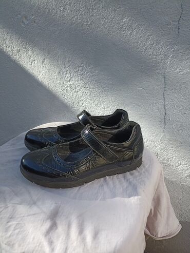 детская обувь на девочку зима: Черные туфли на девочку Производство : Турция 35 размер