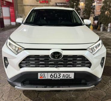 Toyota RAV4: 2020 г., 2 л, Автомат, Бензин, Внедорожник