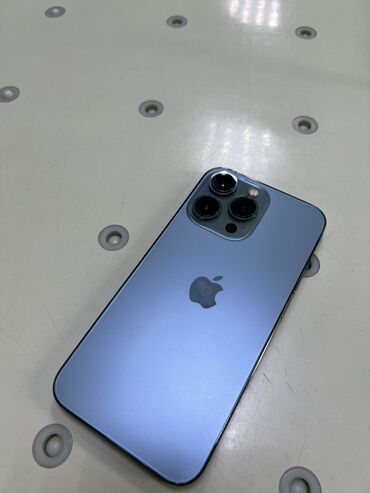 Apple iPhone: IPhone 13 Pro, Б/у, 256 ГБ, Blue Titanium, Зарядное устройство, Защитное стекло, Чехол, 89 %