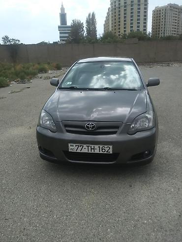 carolla: Toyota Corolla hatchback (E120), D-4D dizel. - Kuzov: 5 qapılı — 6