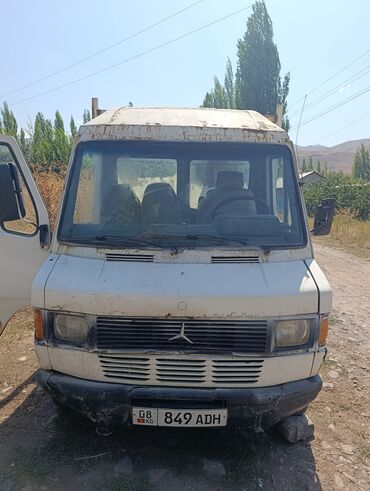 фура бишкек ош: Жеңил жүк ташуучу унаа, Mercedes-Benz, Стандарт, 2 т, Колдонулган
