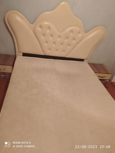 montessori yataq: Salam tek taxdı