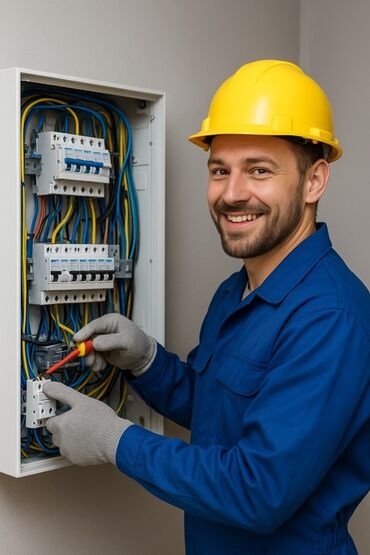 электро шкафы: Услуги электрика - Монтаж и модернизация электрических щитов: сборка