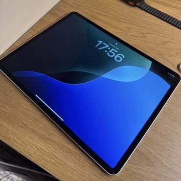wifi: Apple iPad Pro 12.9 ( 4 cü nəsil ) – gümüş rəng Xüsusiyyətlər: - 12.9