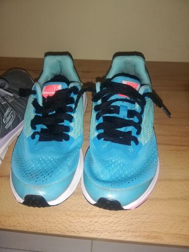 Sneakers & Athletic shoes: Nike, 37.5, color - Light blue