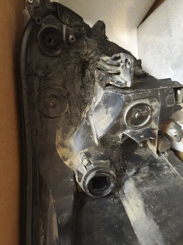 Faralar: Sol, Yaxın və uzaq vuran işıqlar Toyota, 2016 il, Orijinal, ABŞ, İşlənmiş — 6