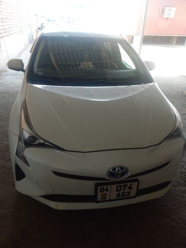 шины на хайлендер: Toyota Prius: 2016 г., 1.8 л, Вариатор, Гибрид, Хетчбек