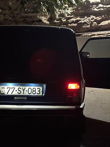 ВАЗ (ЛАДА): LADA Niva 4x4, mavi rəng, 3 qapı, kuzov tipli SUV. Xüsusiyyətlər: - — 3