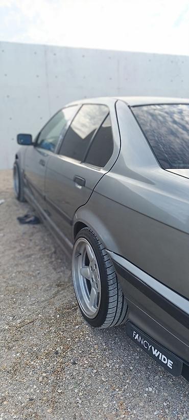 BMW: 📣Salam diqqetle oxu sonra yaz☝️ Maşın ilinə görə əla vəzyetdedir👍 — 4