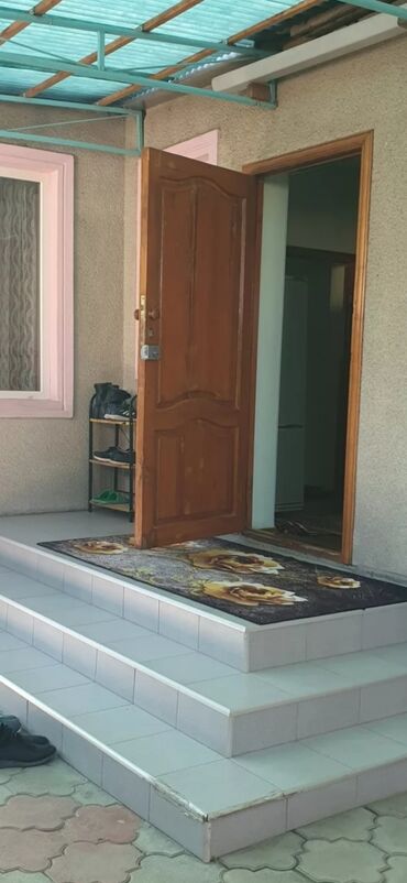аренда дома за городом: 60 кв. м, 3 бөлмө, Унаа токтотуучу жай, Сарай, Забор, тосулган