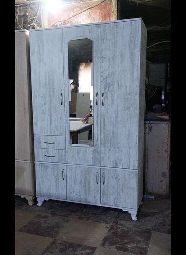 Dolablar: Yeni, Açılan, 3 qapılı Düz dolab, Qarderob, paltar dolabı — 6