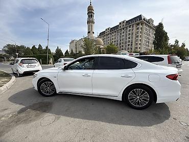 Продажа авто: Hyundai Grandeur: 2019 г., 2.4 л, Автомат, Гибрид, Седан — 3