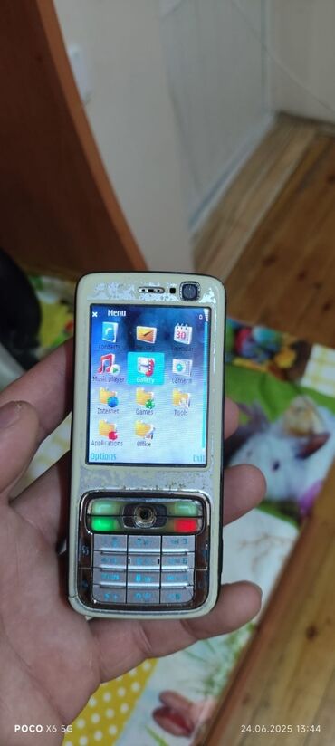 telfonlar gence: Nokia N73, 2 GB, Düyməli