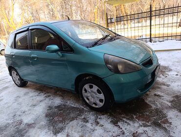 машина камри 35: Honda Fit: 2002 г., 1.3 л, Вариатор, Бензин, Хэтчбэк