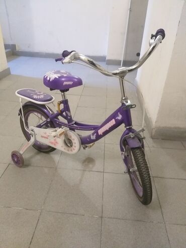 велосипед для детей лет: Продаю велосипед для возраста от 4-до 7 лет,в отличном состоянии