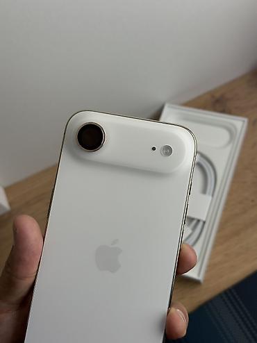 blackview akebook 8: IPhone Air, Б/у, 256 ГБ, Золотой, Зарядное устройство, Защитное стекло, Чехол, 100 % — 3