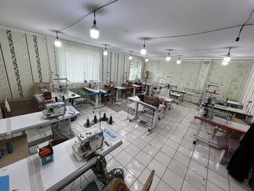 промышленные швейные машины в рассрочку: Продается шв машинки 2шт 4-х нитка, 17- прямой строчка