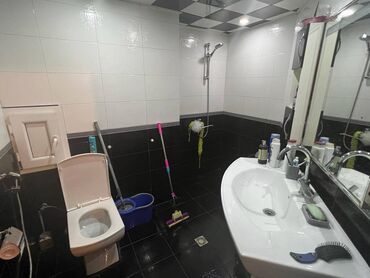 Yeni tikili: Bakıxanov qəs., 2 otaqlı, Yeni tikili, m. Qara Qarayev, 82 kv. m — 20