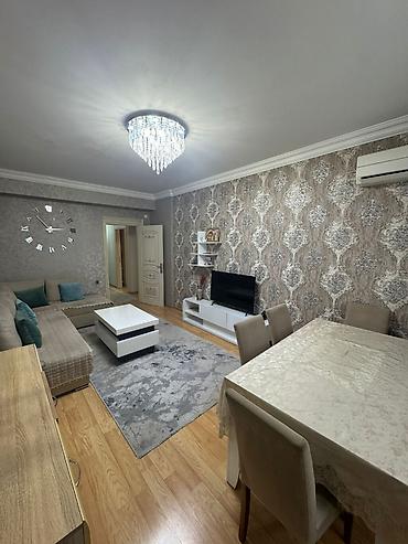 Mənzillər: Bakıxanov qəs., 3 otaqlı, Yeni tikili, 90 kv. m — 1